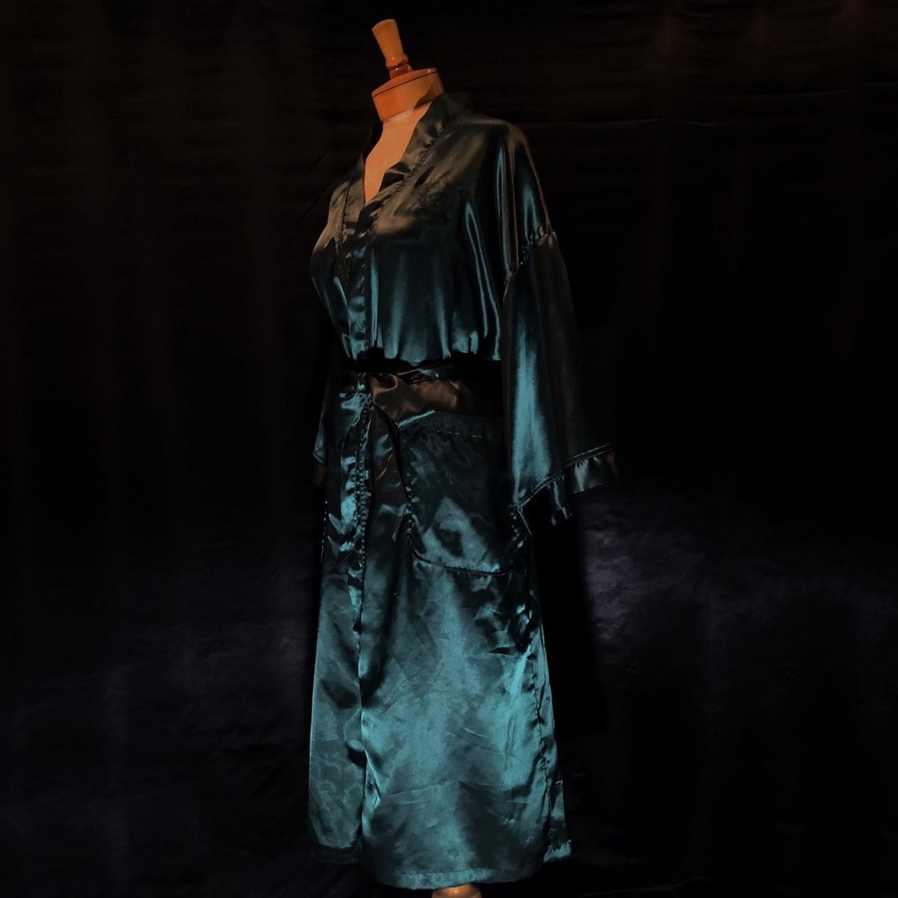 Christian Dior emerald green silk robe medium size